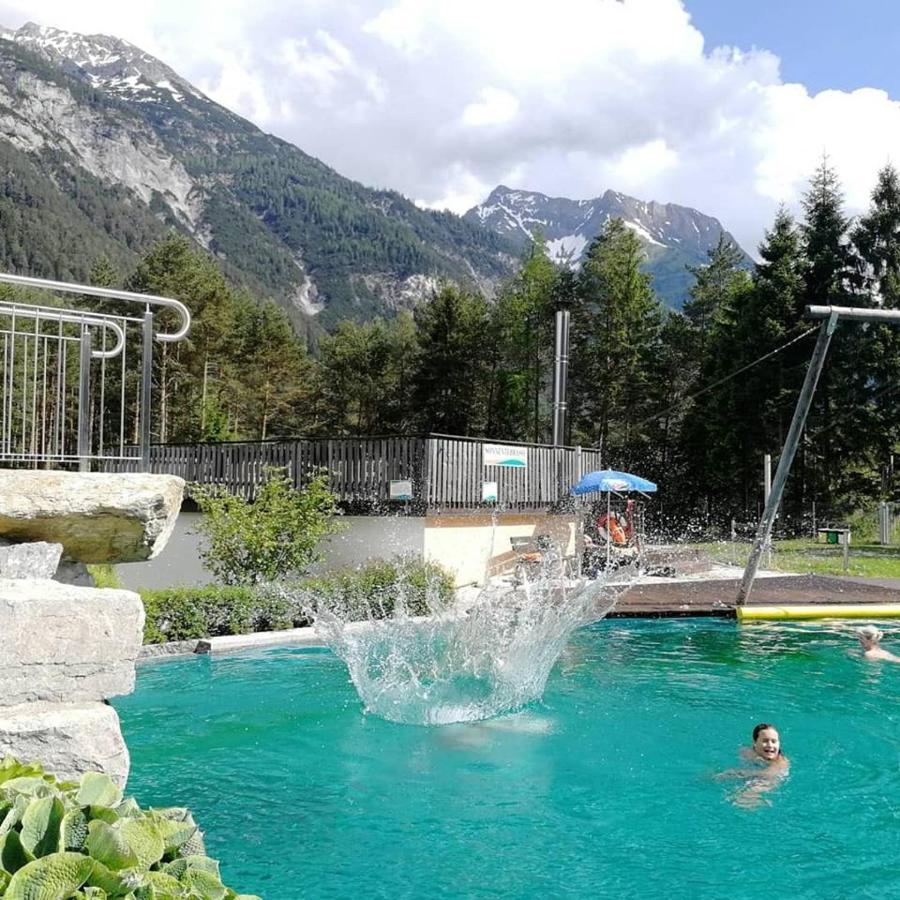 Camping Lechtal Vorderhornbach Bagian luar foto
