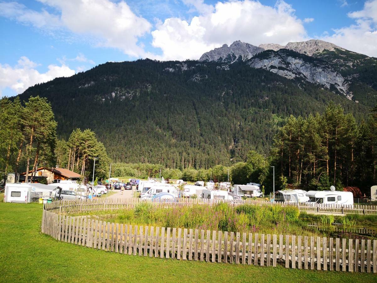 Camping Lechtal Vorderhornbach Bagian luar foto